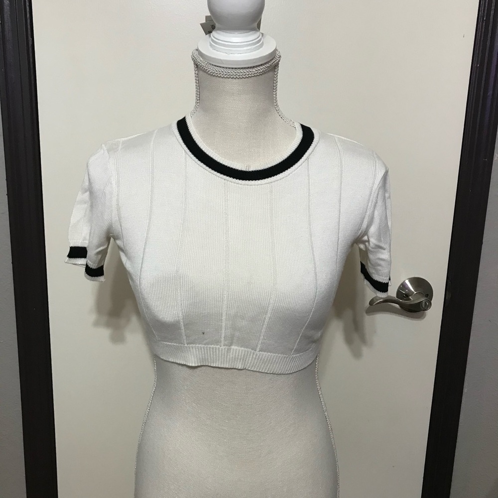 Knitted crop top